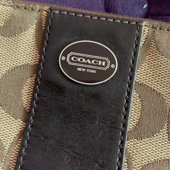 Coach Logo Mini Wristlet - Picture 3 of 7